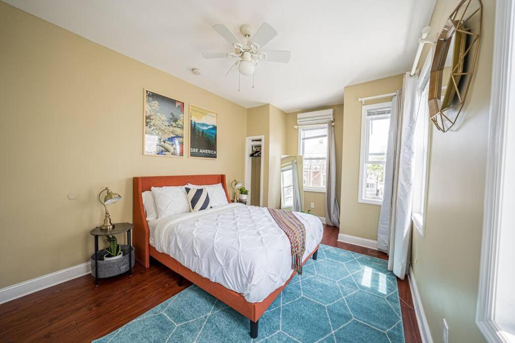 Apartment 7br 7ba Big House 1 Block From Tropicana And *