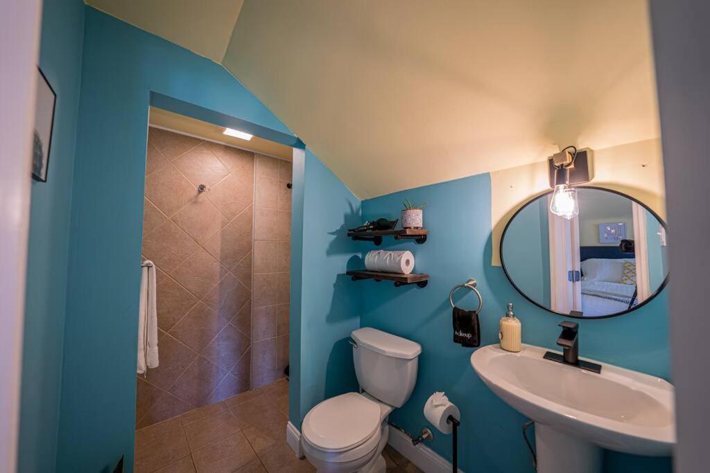 Apartment 7br 7ba Big House 1 Block From Tropicana And