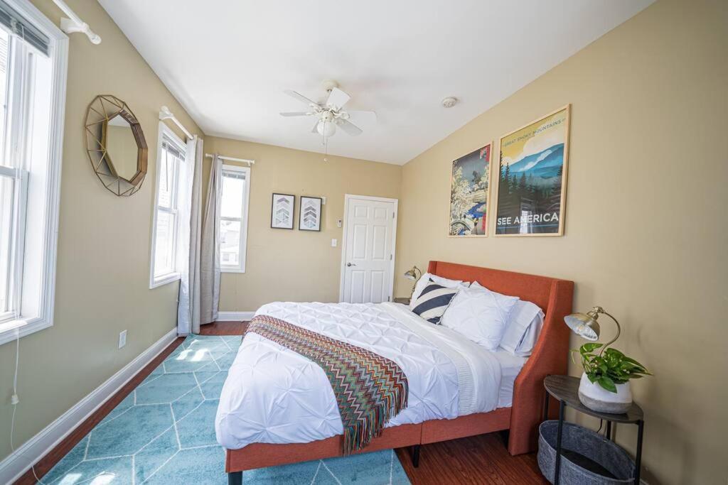 7br 7ba Big House 1 Block From Tropicana And Apartment *