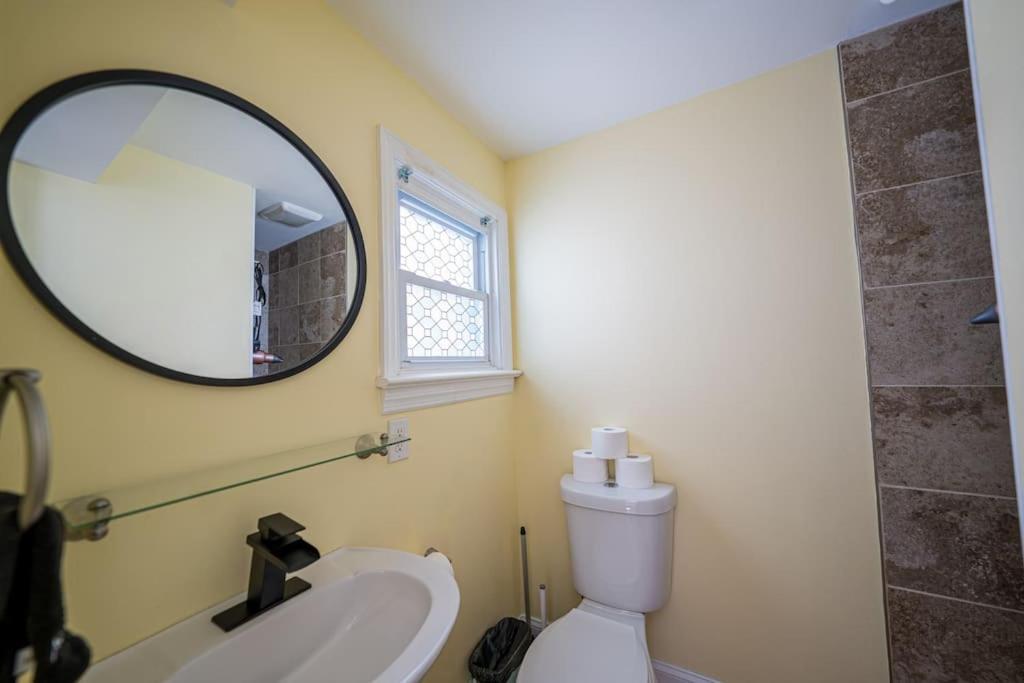 7br 7ba Big House 1 Block From Tropicana And *